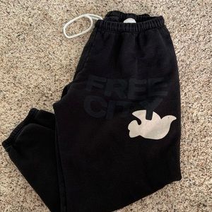Freecity Sweatpants